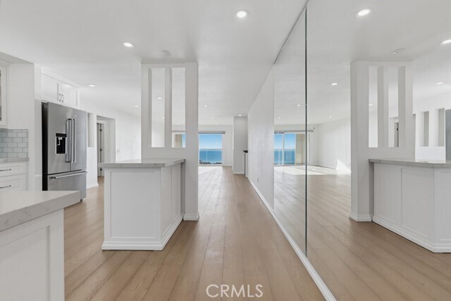 Building Photo - 3200 La Rotonda Dr