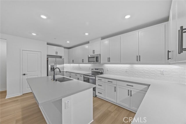 Building Photo - 6137 Valentina Wy