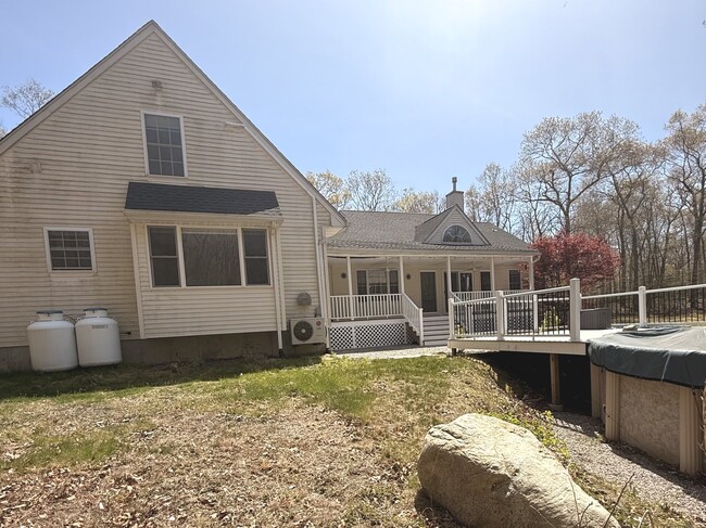 Building Photo - 123 Tom Wheeler Rd