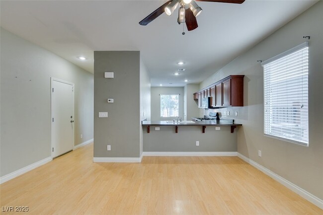 Building Photo - 169 Almond Ridge Pl