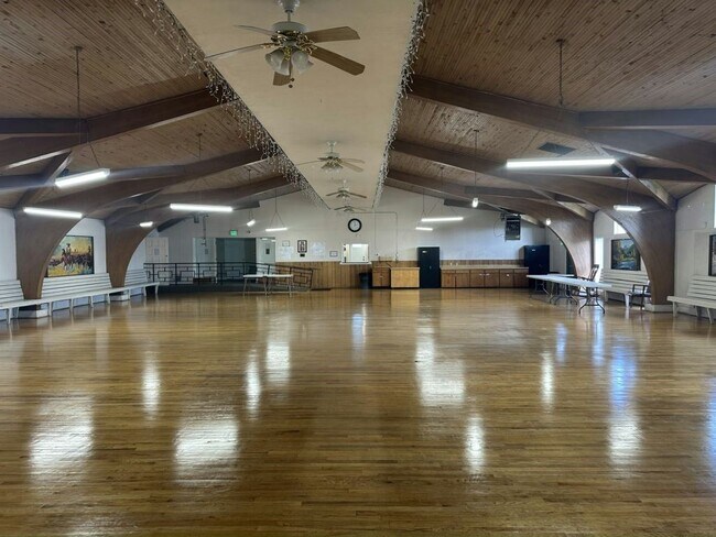 Building Photo - 1801 W 92nd Ave