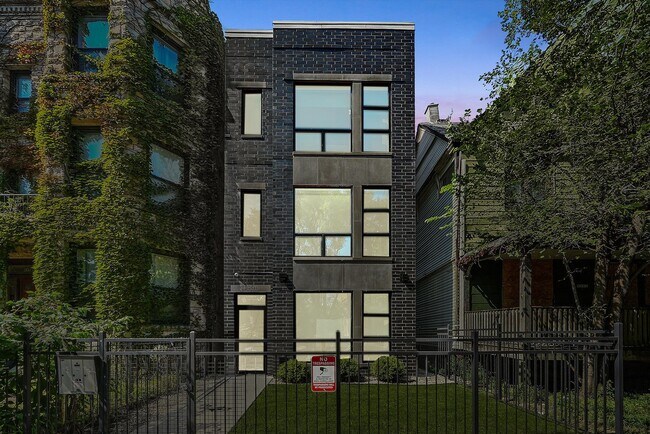 Building Photo - 4350 S Berkeley Ave