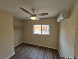 Building Photo - 4018 Sunrise Cove Dr