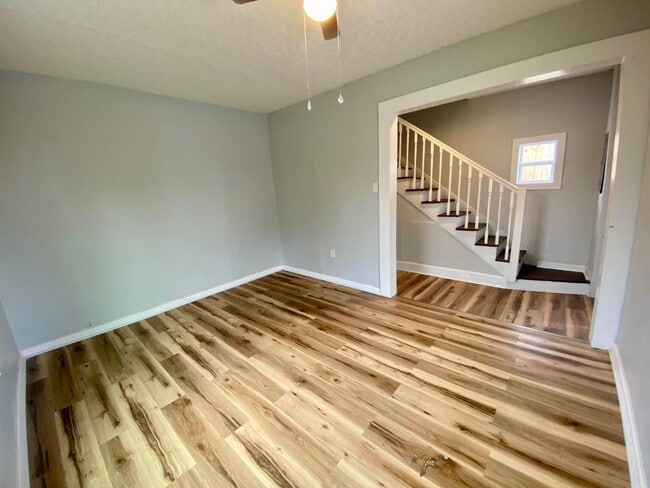 Building Photo - 1307 14th St