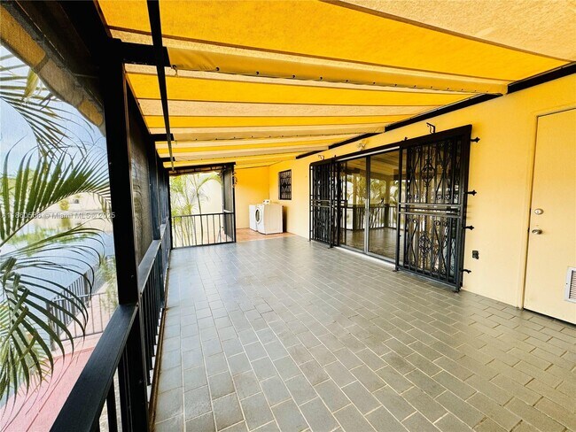 Building Photo - 6950 Sharpecroft Ct