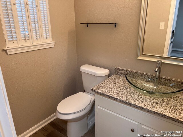 Building Photo - 645 Strings Dr