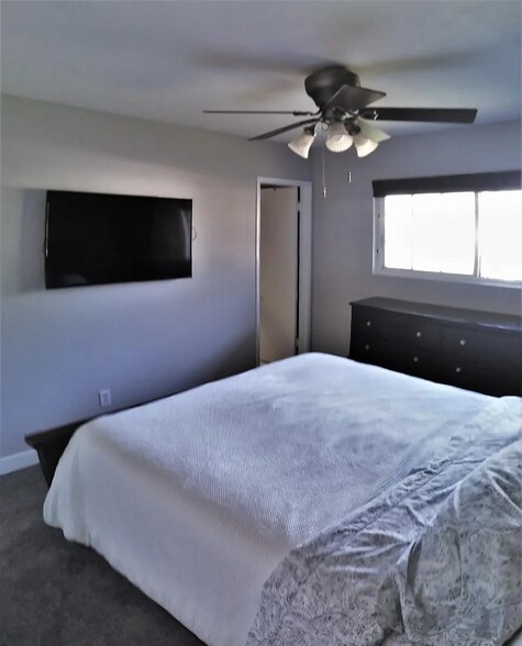 Building Photo - 9358 Burning Tree Way