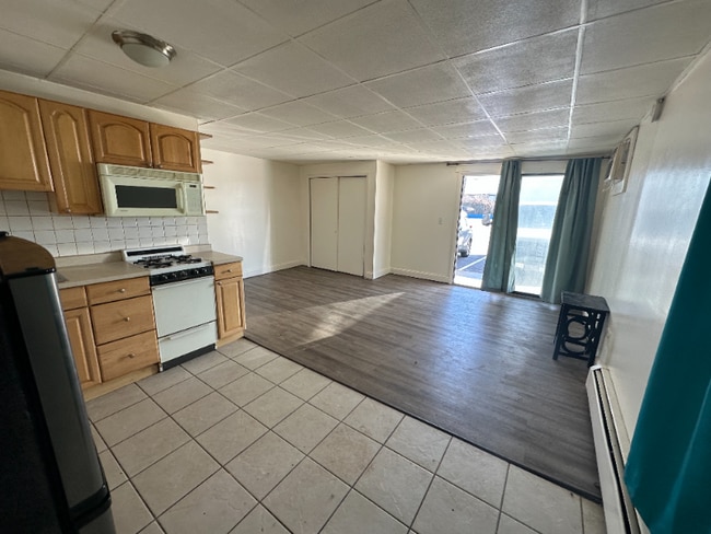 Building Photo - 933 Ocean Blvd