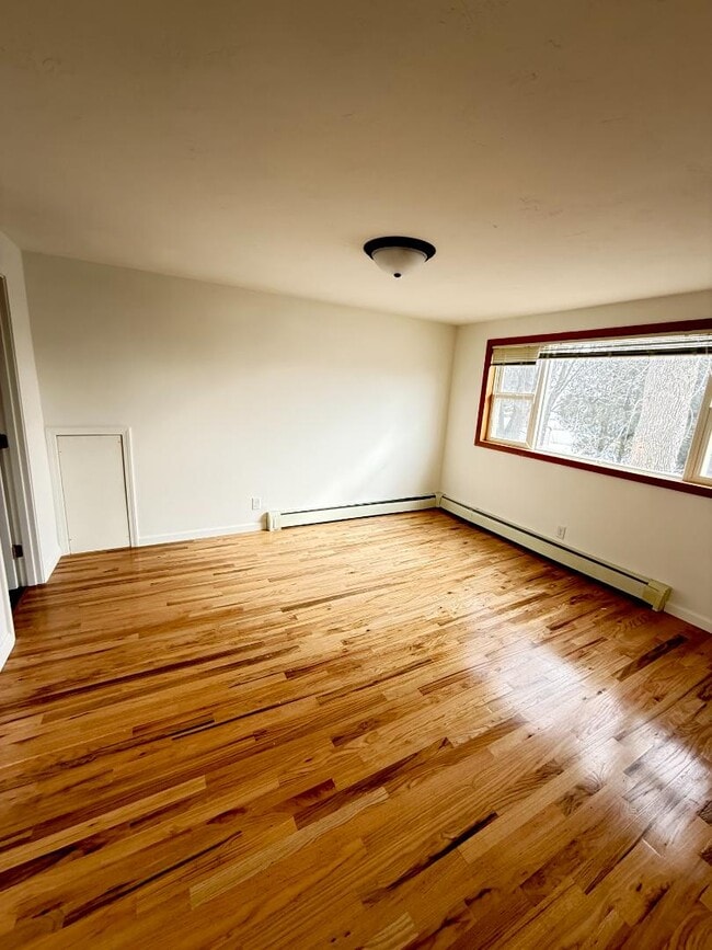 Building Photo - 615 Ogden St