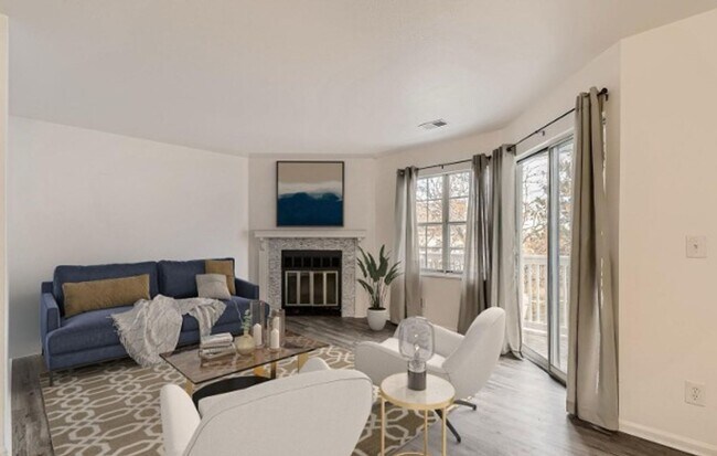 Building Photo - Spacious 2 Bed, 2 Bath Condo with Garage i...