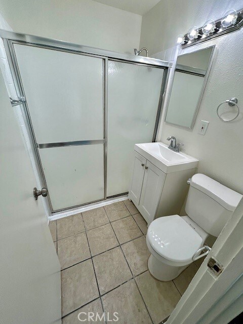 Building Photo - 686 E Cottonwood Rd