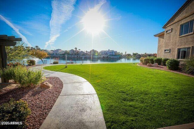 Building Photo - 16013 S Desert Foothills Pkwy