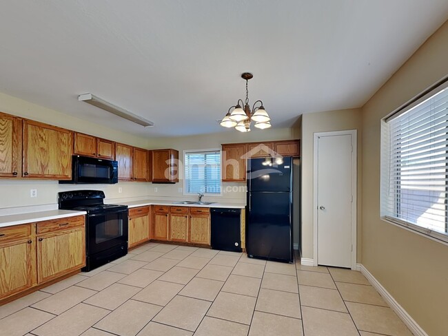 Building Photo - 10045 E Calypso Cir