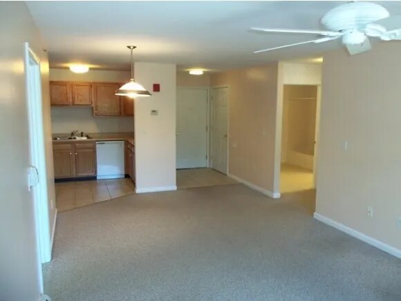 Building Photo - 305 Lime Kiln Rd