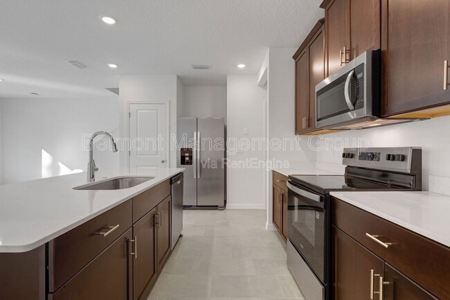 Building Photo - 1122 Bradford Pk Dr