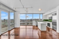 Building Photo - 501 Beale St