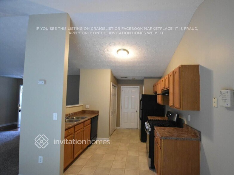 Building Photo - 408 Shenandoah Ct