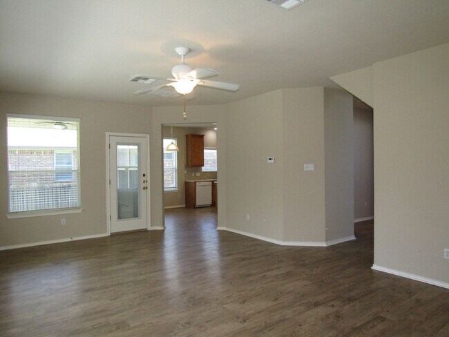 Building Photo - 593 Cullen Blvd