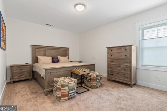 Building Photo - 1100 Hidden Hills Cir