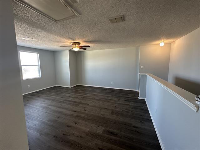 Building Photo - 1744 Hickory Creek Ln