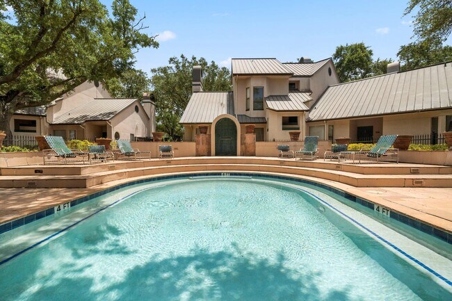 Building Photo - 4144 Greystone Way