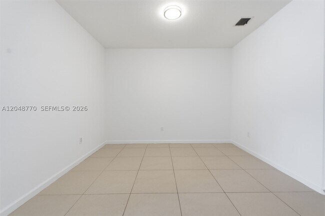 Building Photo - 8820 NW 103rd Ave