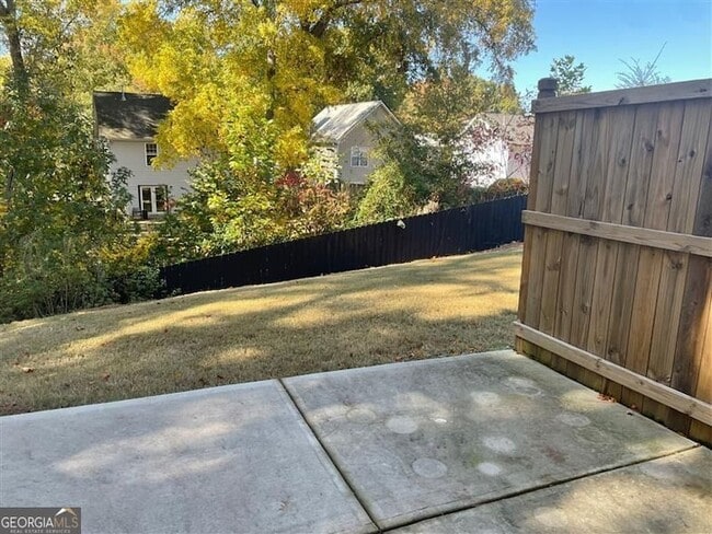 Building Photo - 1809 Parkades Path