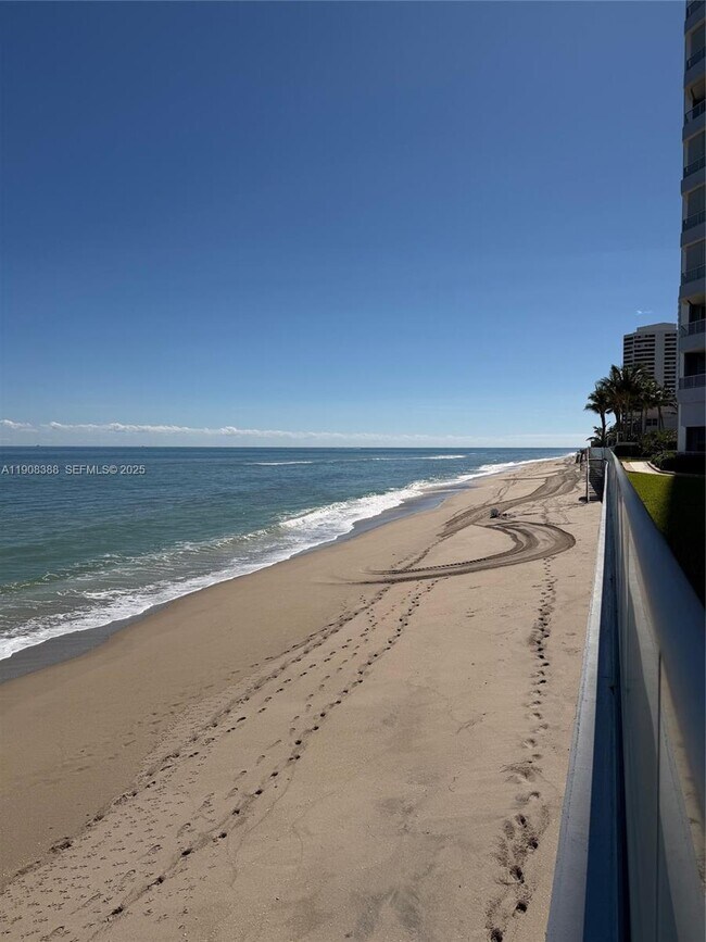 Building Photo - 5200 N Ocean Dr