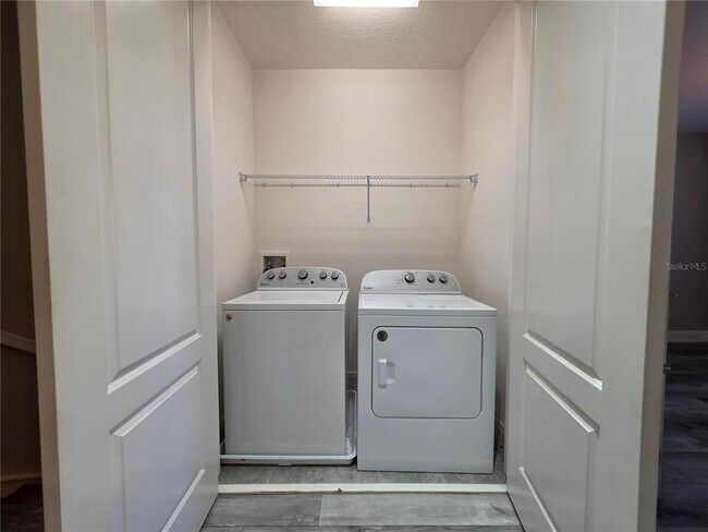 Building Photo - 14039 Helsby St