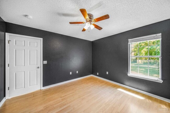 Building Photo - 5899 Gillum Rd