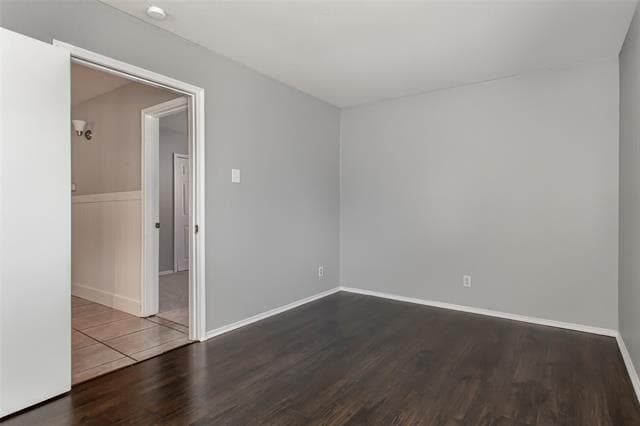 Building Photo - 2121 Travis Dr