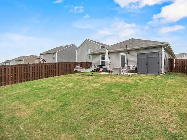 Building Photo - Wonderful Four Bedroom Home. Minutes Away from Ft. Jackson!