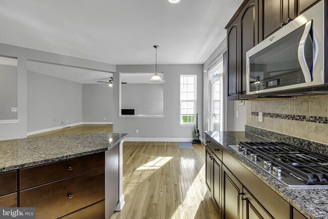 Building Photo - 40560 Aldie Springs Dr