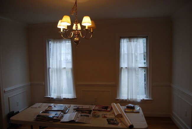 Building Photo - 8413 Wilshire Pl