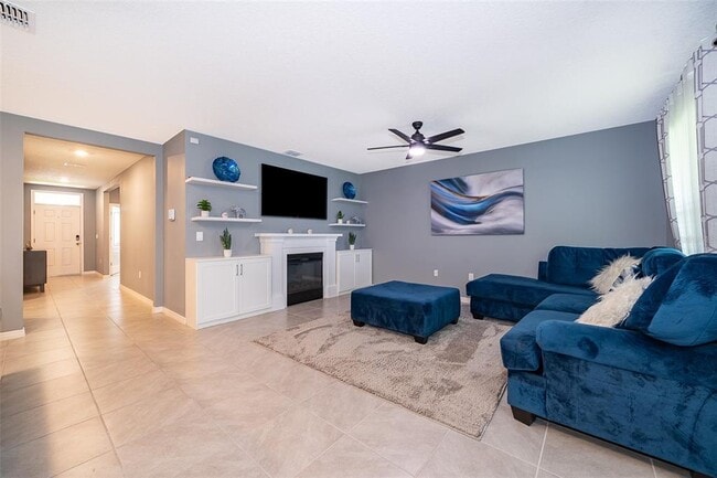 Building Photo - 531 Emily Gln St