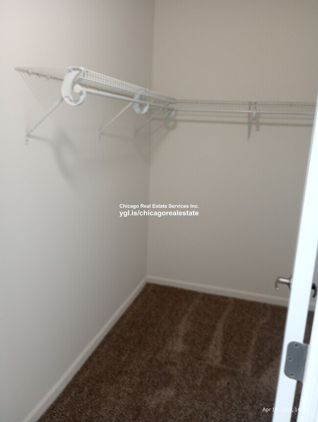 Building Photo - 2825 Easton St