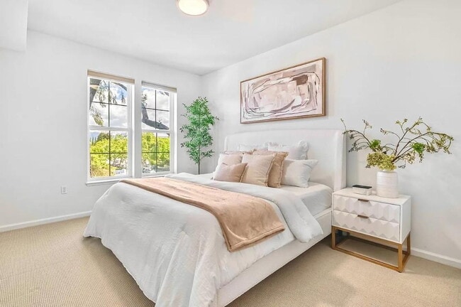 Building Photo - "Chic 1-Bed Oasis in San Jose with Hardwoo...