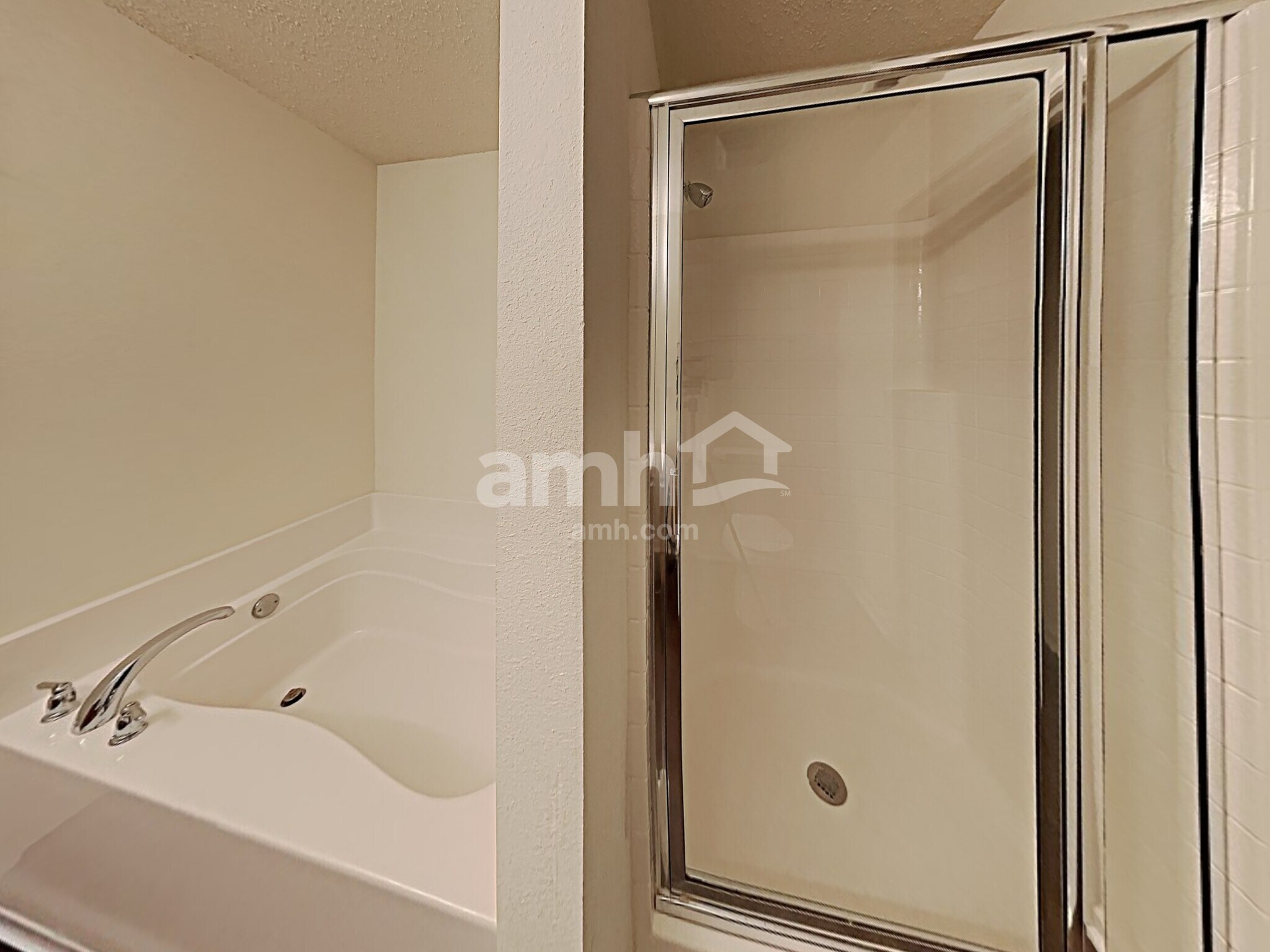 Building Photo - 19446 Prairie Crossing Dr