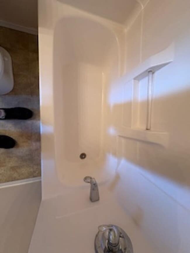Building Photo - Duplex for rent