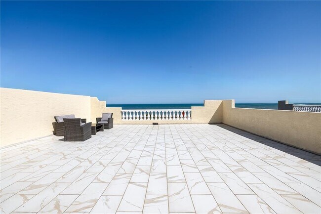 Building Photo - 3074 Ocean Shore Blvd