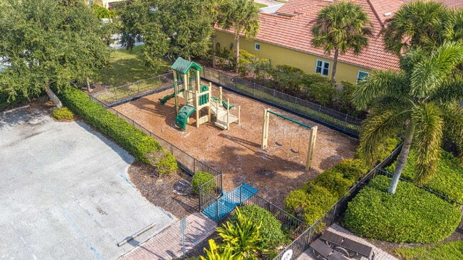 Building Photo - Trick or Treat enjoy a $750 discount on yo...