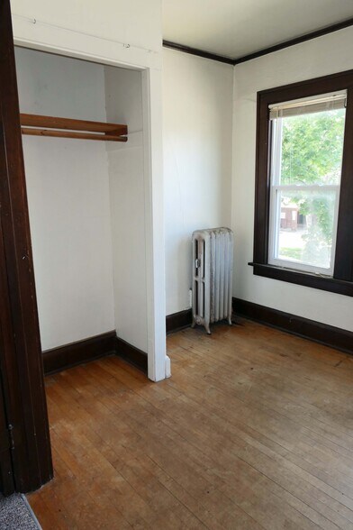 Building Photo - 1937 University Ave