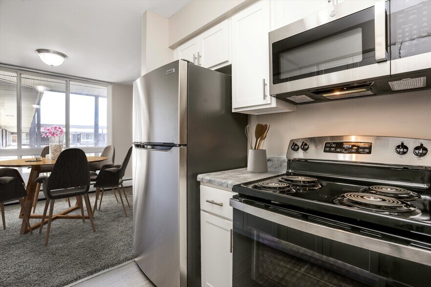 Sherwood Heights 8805 Kingswood St Detroit MI 48221 Apartment Finder