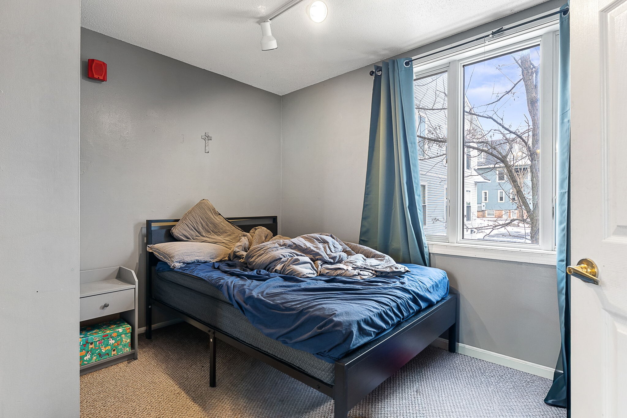 Building Photo - 349 Pearl St