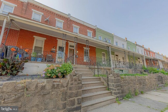 Building Photo - 6748 Marsden St