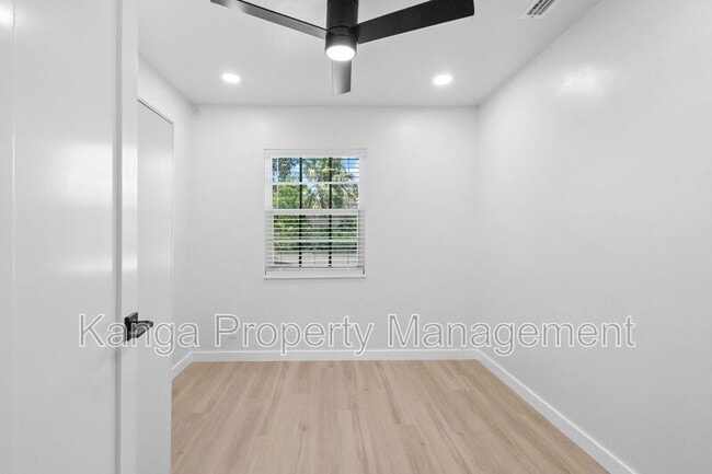 Building Photo - 800 Tropic Blvd