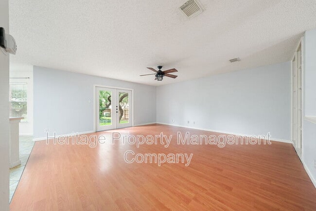 Building Photo - 17427 Sapphire Rim Dr