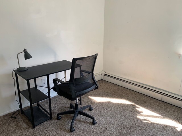 Building Photo - 42 Patricia Ln