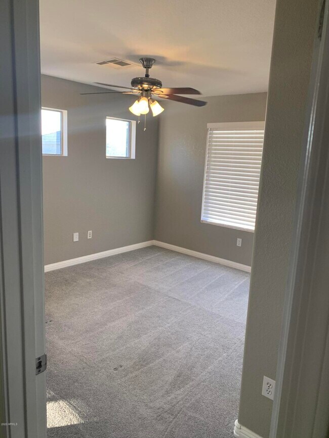 Building Photo - 21842 N 40th Pl