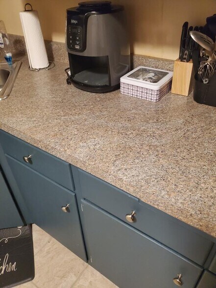 New Kitchen Countertop - 2123 S 108th St